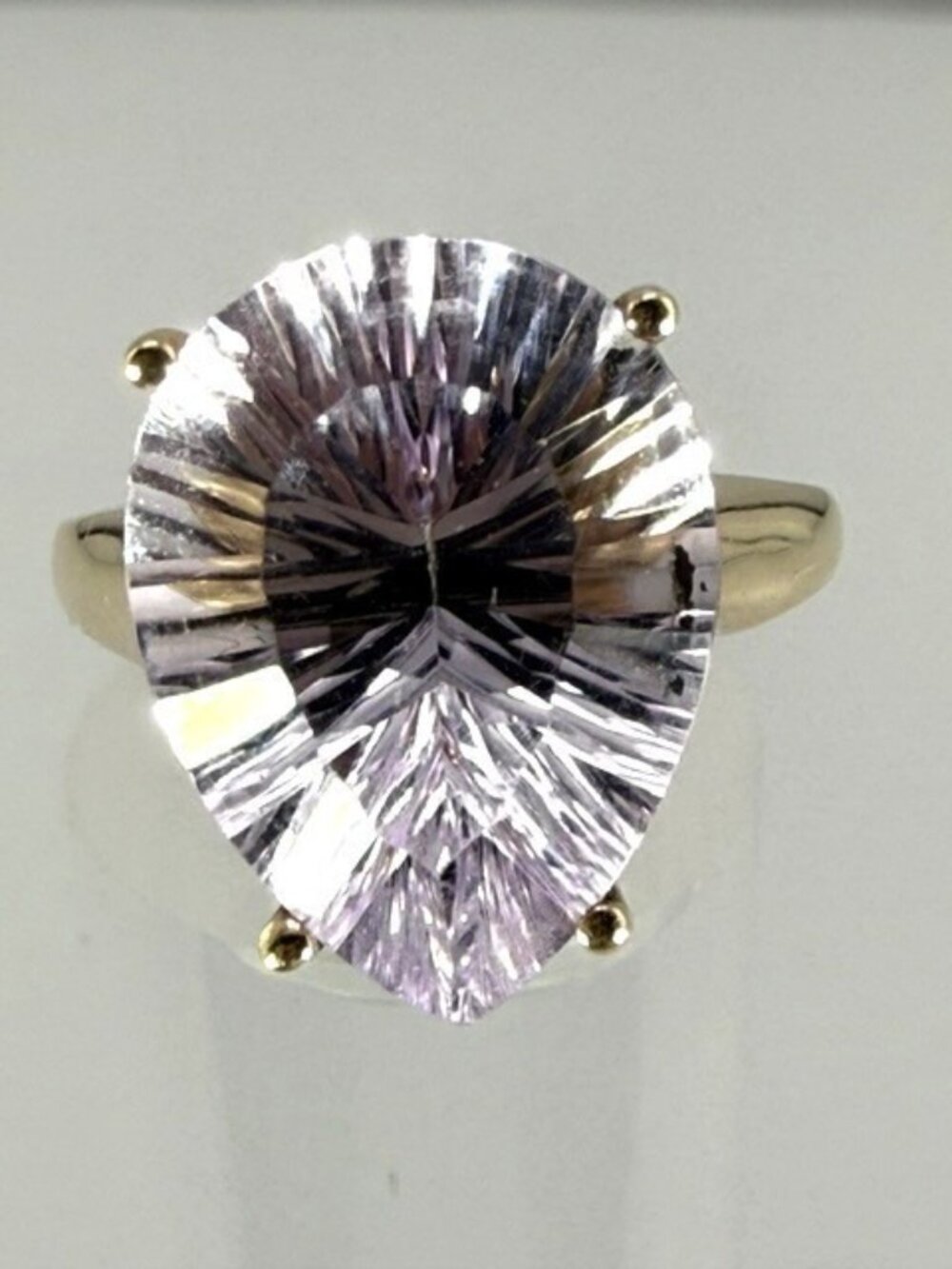 Rose Quartz Ring in Yellow Gold - Size 7